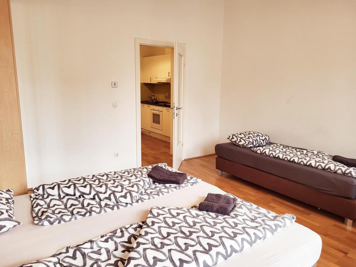 Floridsdorfer Apartment - Free Highspeed-Internet Wien Eksteriør bilde