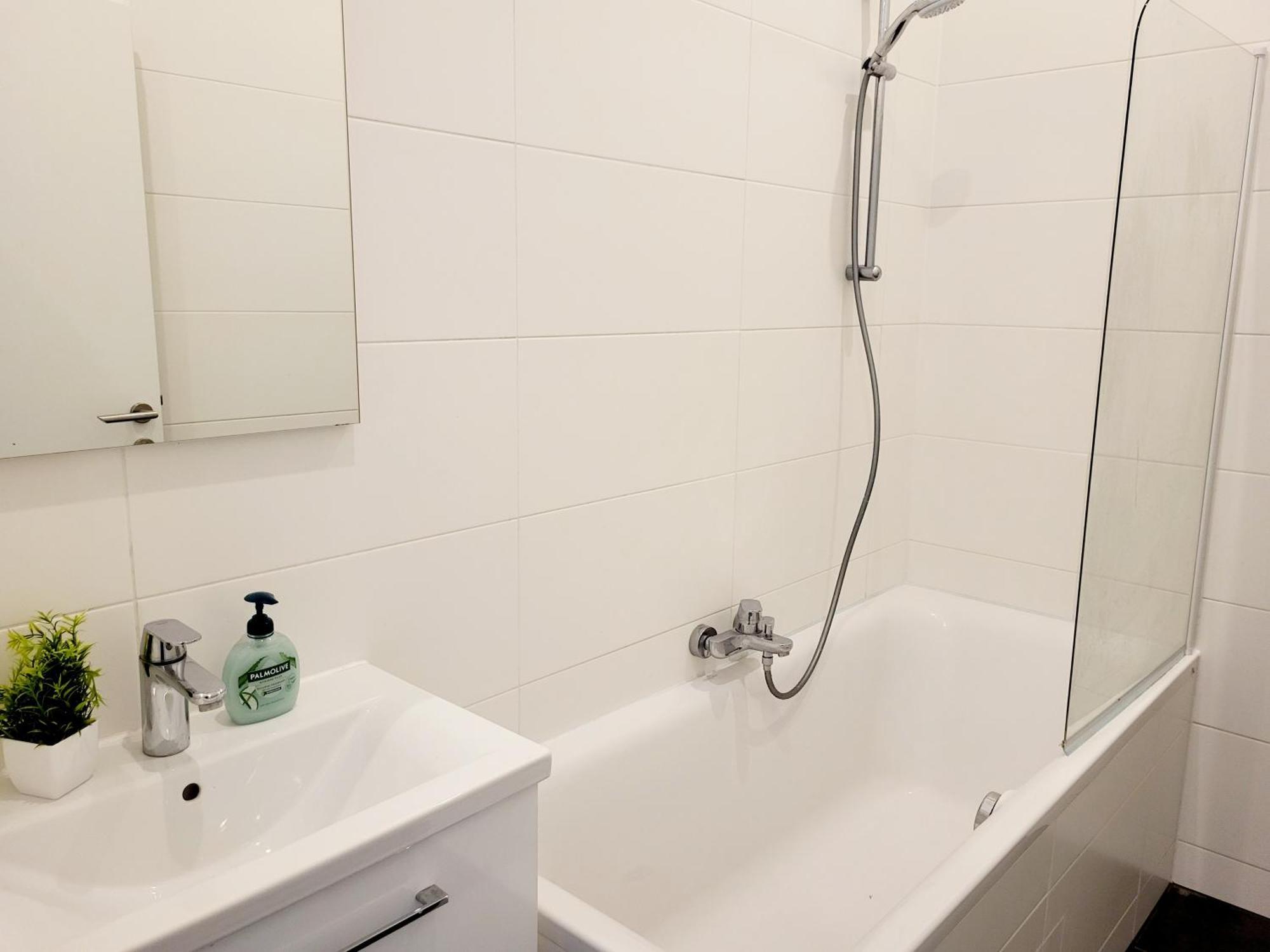 Floridsdorfer Apartment - Free Highspeed-Internet Wien Eksteriør bilde